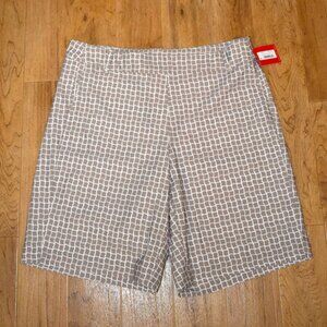 NWT SPANX Tan Sunshine Short 10" Bermuda Sz LG #50419R